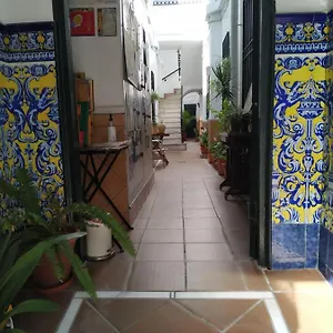 https://apartamentos-fernando-el-catolico.es-andalucia.com